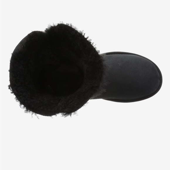 UGG Bailey Button II - Picture 4 of 8